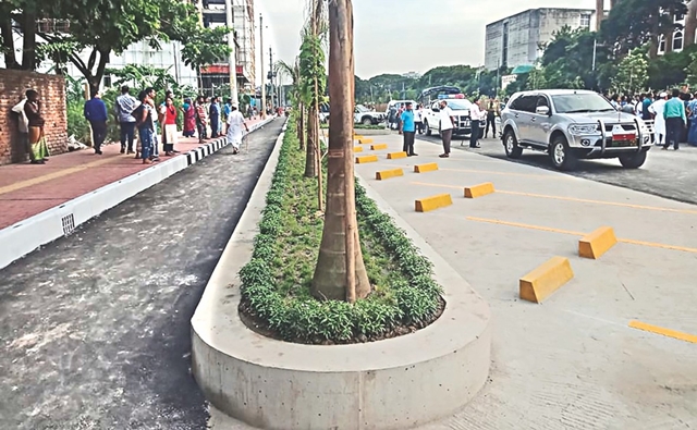 Dhaka’s first bike lane in the offing