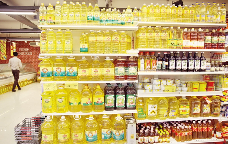 Edible oil prices up by Tk 6-10 per litre