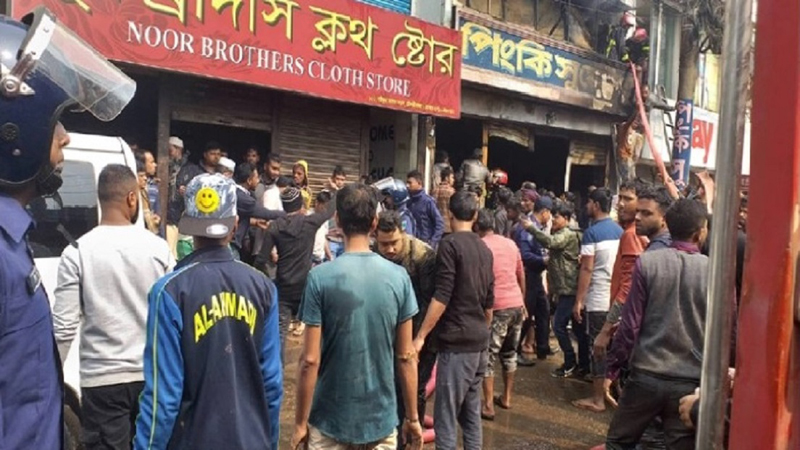 5 of a family burned to death in Moulvibazar fire