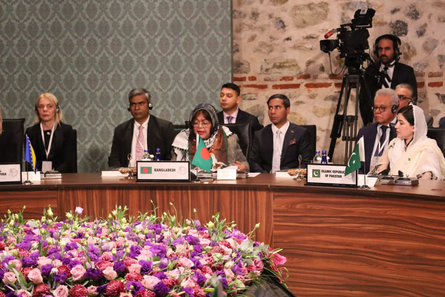 Bangladesh First Lady joins 'United for Peace in Palestine' summit