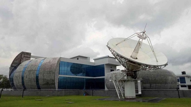 BD's ground stations receive test signal from Bangabandhu-1