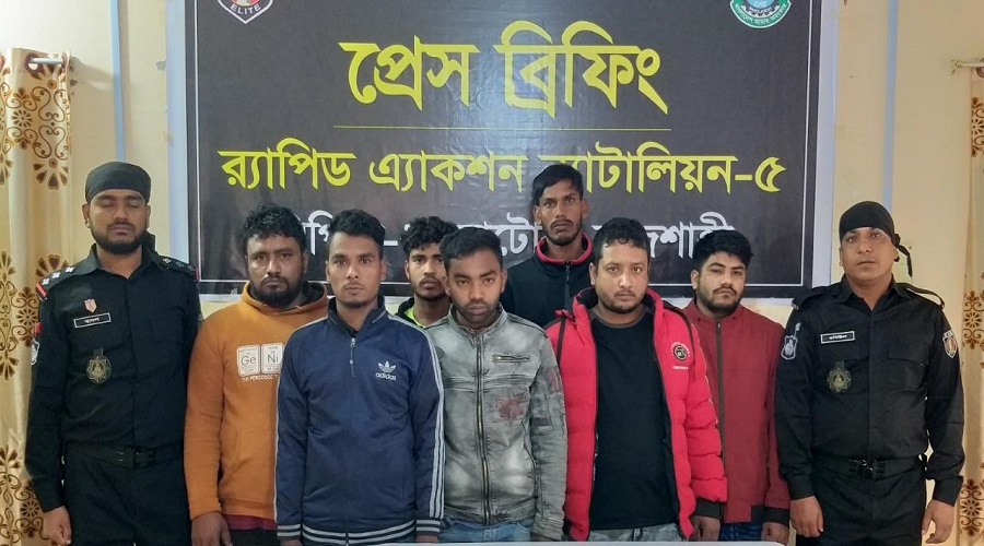 7 hackers held in Natore for swindling expatriate out of Tk1.2 lakh