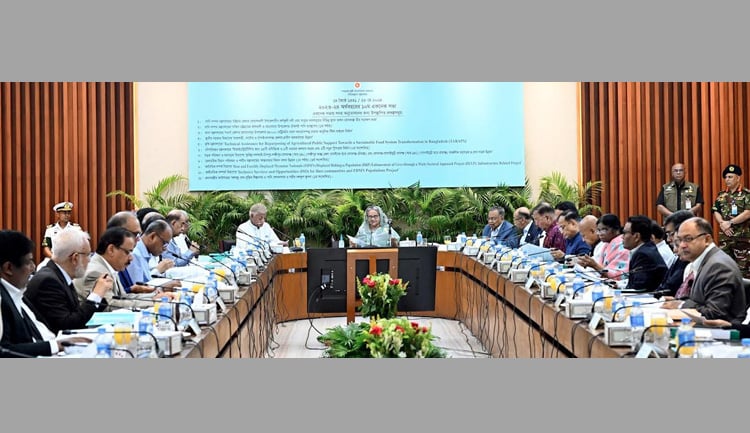 PM for speedily repairing damaged embankments due to 'Remal'