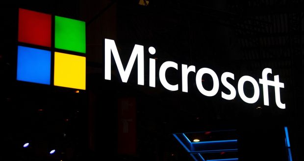  Microsoft wins Pentagon's $10bn cloud computing contract