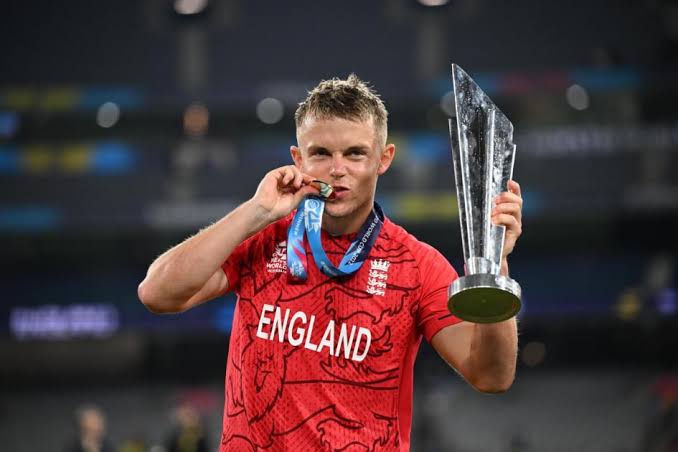 England's Curran snares player pay record at IPL auction