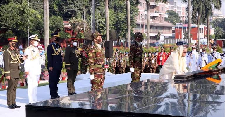 PM pays rich tributes to armed forces martyrs