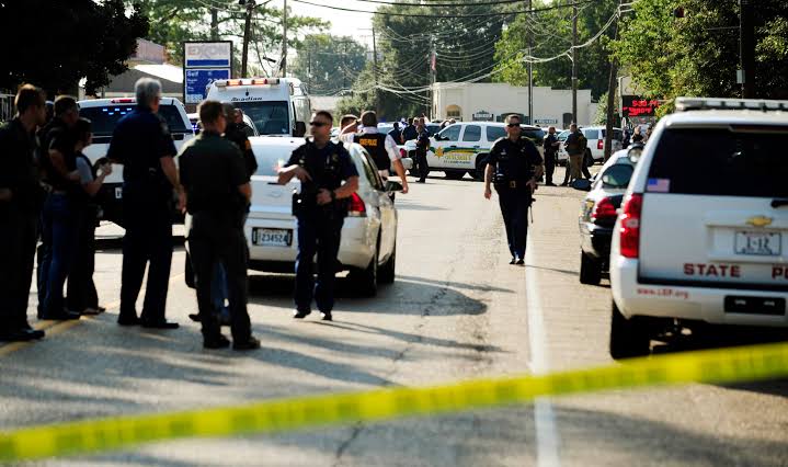 Three US law enforcement officials killed in shootout