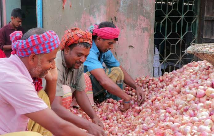 No new import permit for onion through Hili land port after March 15