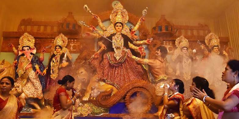 Durga Puja begins with Maha Shasthi