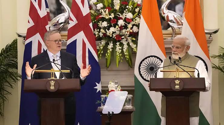 Australia aims to bolster security, economic ties with India