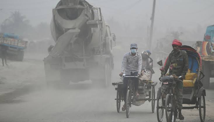 Pollution threatens vulnerable populations, economic growth in Bangladesh: WB