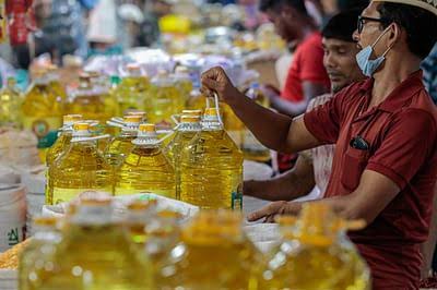 Bottled soybean oil price drops by Tk10 per litre