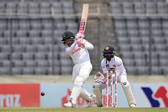 Bangladesh all out for 365 against Sri Lanka