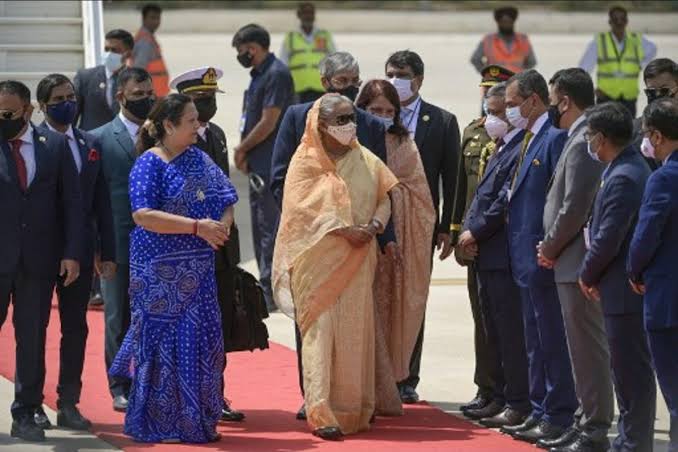 PM gets red carpet welcome on arrival in New Delhi