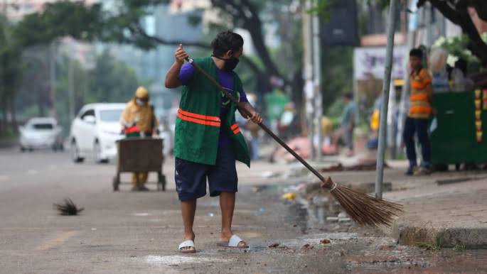 Quick Removal of Waste: Dhaka mayors hailed