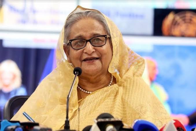 Election Commission is free to hold fair polls: PM tells VoA in Washington