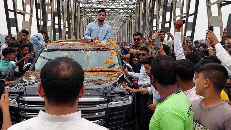 অতি উৎসাহীরাই সুষ্ঠু নির্বাচনের বারোটা বাজাচ্ছে?