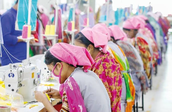 CCC urges apparel brands to ensure workers' payment