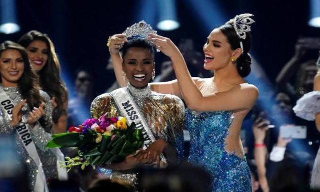 Miss South Africa wins 2019 Miss Universe crown