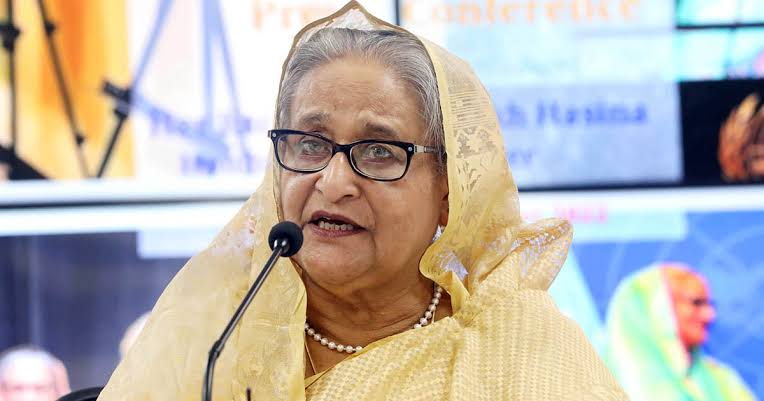 Depict BNP's misrule, country's current development to foreigners: PM