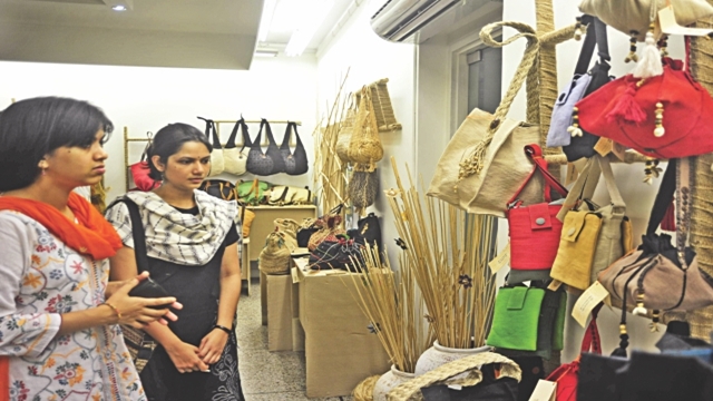 Jute goods glitter at Dhaka International Trade Fair 