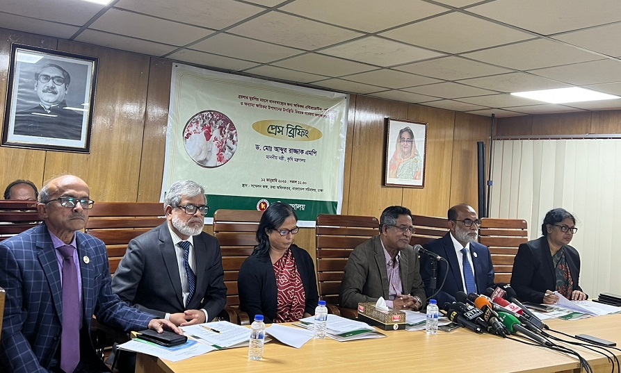 Broilers chicken not harmful to health: Minister
