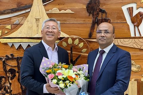 Donald Lu arrives in Dhaka