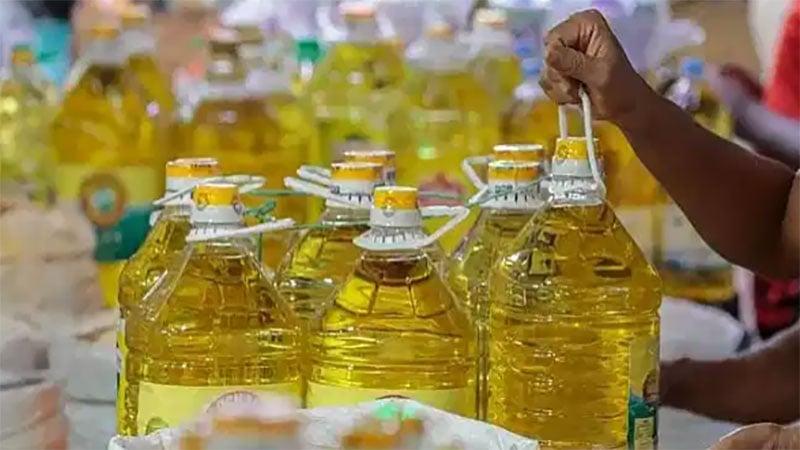 Bottled soybean oil price up by Tk4 per litre
