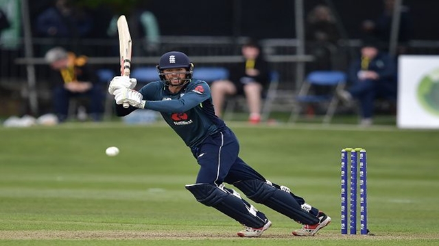 England beat Ireland by 4 wickets